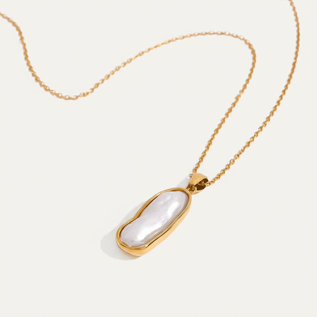 Irregular Pearl Pendant