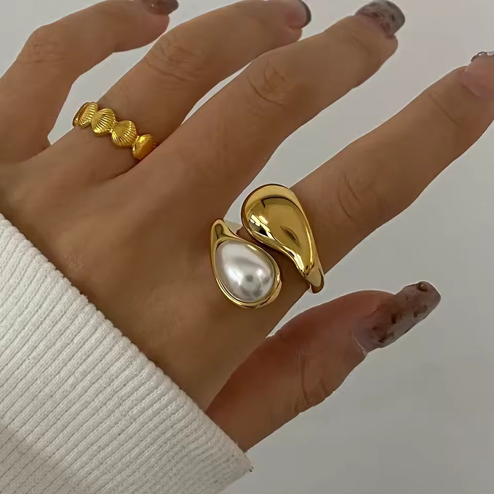 Luminous Arc Ring